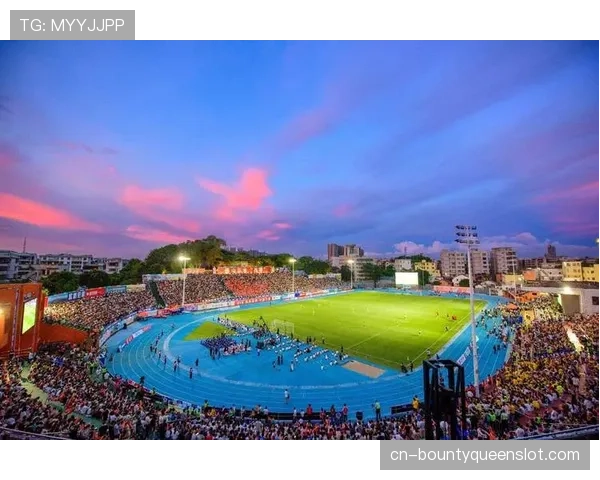 第三届“健力宝杯”国际青少年足球邀请赛2月1日拉开战幕，60多支国内外劲旅参与